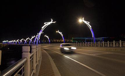 文化照明点靓多彩冕宁